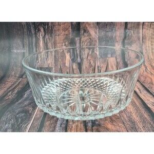 VTG Arcoroc USA Clear Glass Diamond Sunburst Design Crystal Serving Bowl 8'' MCM